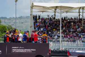 Torehkan Sejarah Baru: Mandalika Jadi Lautan Manusia di MotoGP Indonesia 2025