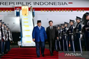 Prabowo Tiba di Korea Selatan untuk Hadiri KTT APEC 2025