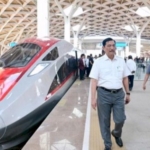 Luhut Apresiasi Keberanian Jokowi Cetuskan Proyek Whoosh: Bukti Menuju Kemandirian Bangsa Indonesia