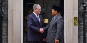 Presiden Prabowo Bahas Kerja Sama Maritim dan Pendidikan dengan PM Inggris