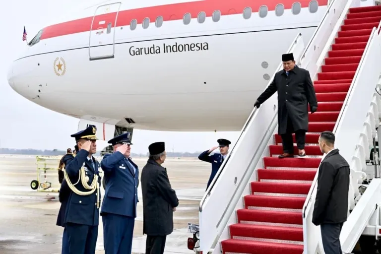 Tiba di AS, Presiden Prabowo Akan Bertemu Presiden Trump Guna Perkuat Hubungan Bilateral