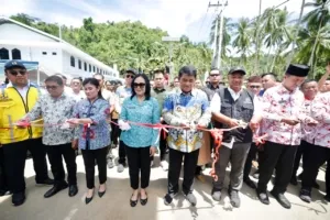 Kemenko PMK Resmikan Hunian Tetap Desa Modisi, Wujud Pemulihan Pascabencana Erupsi Gunung Ruang