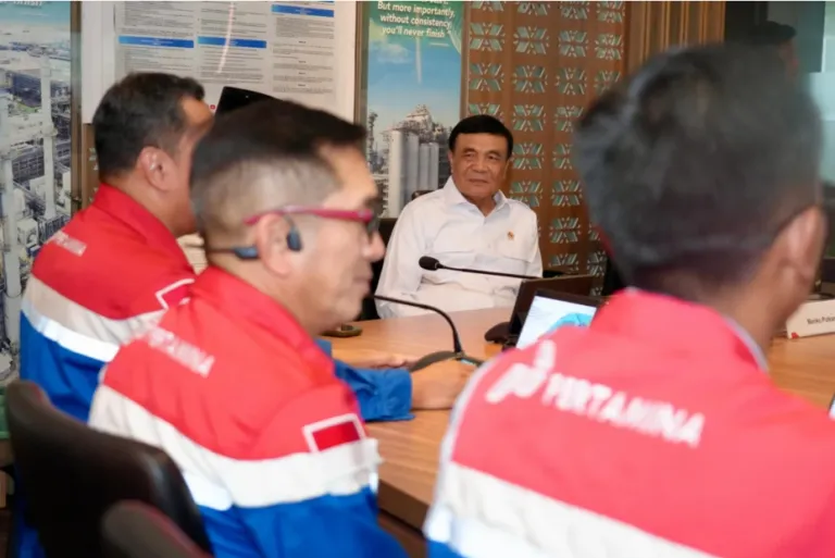 Kunjungi Kilang Balikpapan, Menko Polkam dorong penguatan Ketahanan Energi Nasional antisipasi dampak konflik Timur Tengah