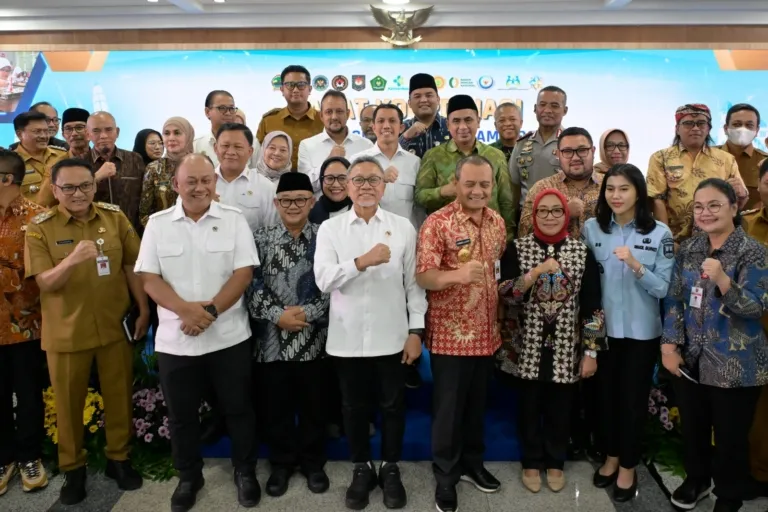 Kemensos Mulai Salurkan Bansos Adaptif Sumatra, Target Kelar Sebelum Lebaran