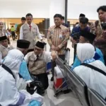 Lepas Kloter 1 Jemaah Haji di Embarkasi Cipondoh, BSI Optimalkan Layanan di Indonesia dan Tanah Suci