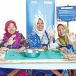 Lawan Rentenir, PNM Mekaar Berdayakan Ekonomi Akar Rumput
