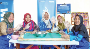 Lawan Rentenir, PNM Mekaar Berdayakan Ekonomi Akar Rumput