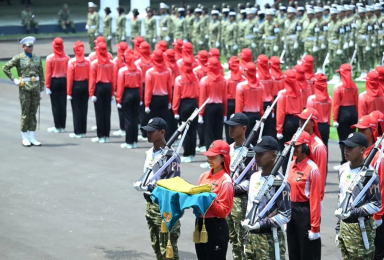Jelang HUT ke-81 Kemerdekaan RI, Tim Upacara dan Paskibraka Laksanakan Gladi Bersama di Istana Merdeka
