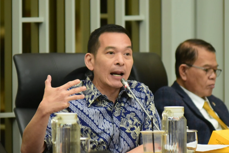 Legislator: Kalimantan Sudah Seperti Setengah ‘Neraka’, Segera Tetapkan Karhutla Sebagai Bencana Nasional