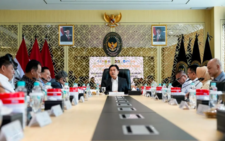 Pemerintah Ambil Langkah Terpadu Atasi Persoalan Pertimahan di Bangka Belitung