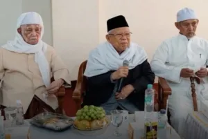 Kiai Sepuh Lirboyo Peringatkan Dugaan Khianat dan Intervensi di Muktamar ke-35 NU: “Pilih Pemimpin Buruk Berdosa Hingga Kiamat!”