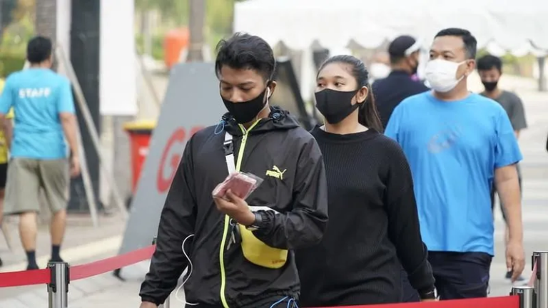 Abu Vulkanik Anak Krakatau Menyebar, Menkes Meminta Masyarakat Batasi Aktivitas di Luar Rumah