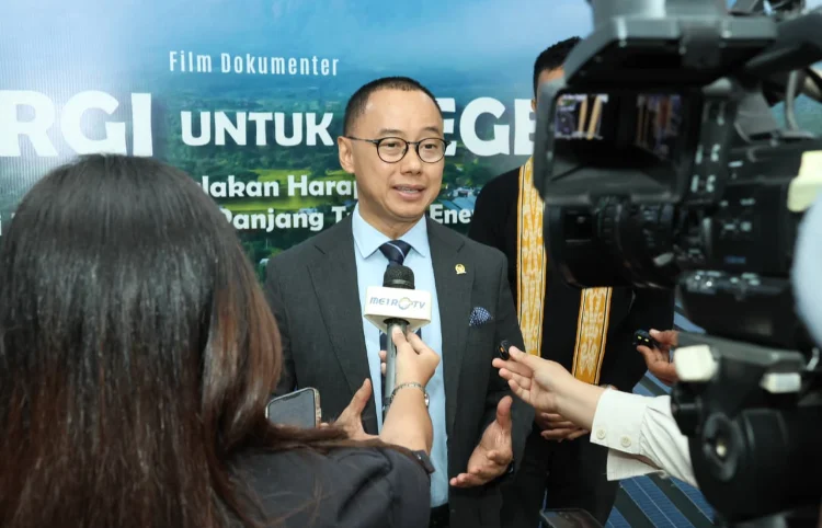 Eddy Soeparno: Transisi Energi Harus Menjadi Strategi Pembangunan Nasional