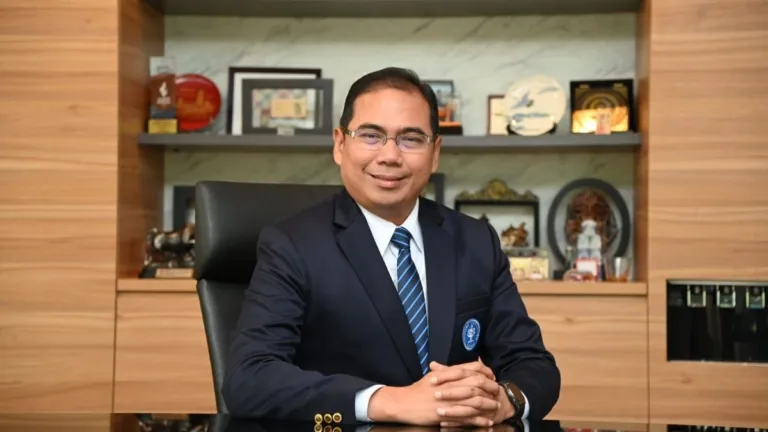 Prabowo Lantik Alim Setiawan Slamet Jadi Wamentan