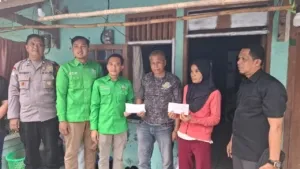 DPC PKB Tangsel dan Relawan Rano Al-Fath Salurkan Bantuan bagi Warga Miskin Ekstrem di Setu Tangsel