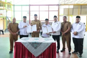 Hibah Aset Daerah Rp2,7M, Wali Kota Bekasi Serah Terima Kepada Kemenag Kota Bekasi